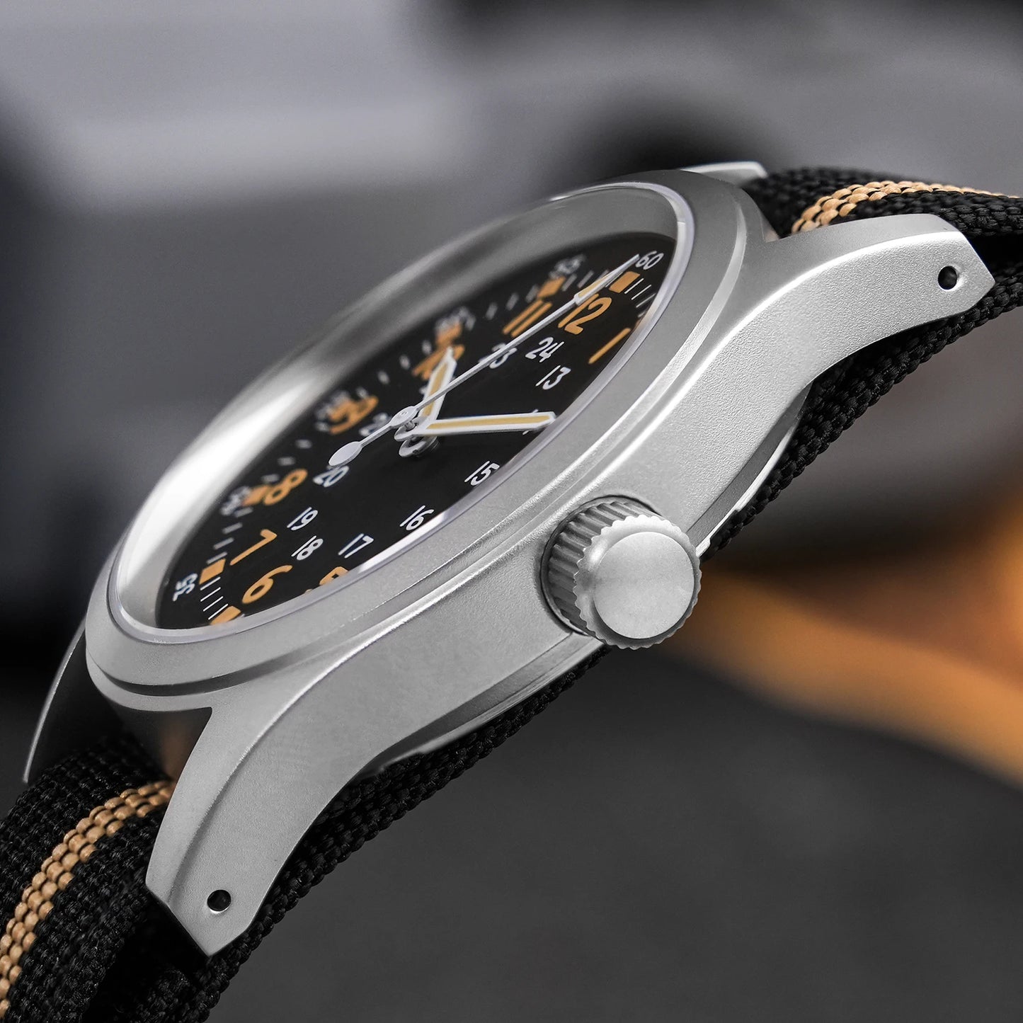 Militado ML05 38mm Military Field Watch - Sweep Quartz Movement Domed Sapphire Crystal 100M Waterproof Super Luminous Nylon Band Watch for Men