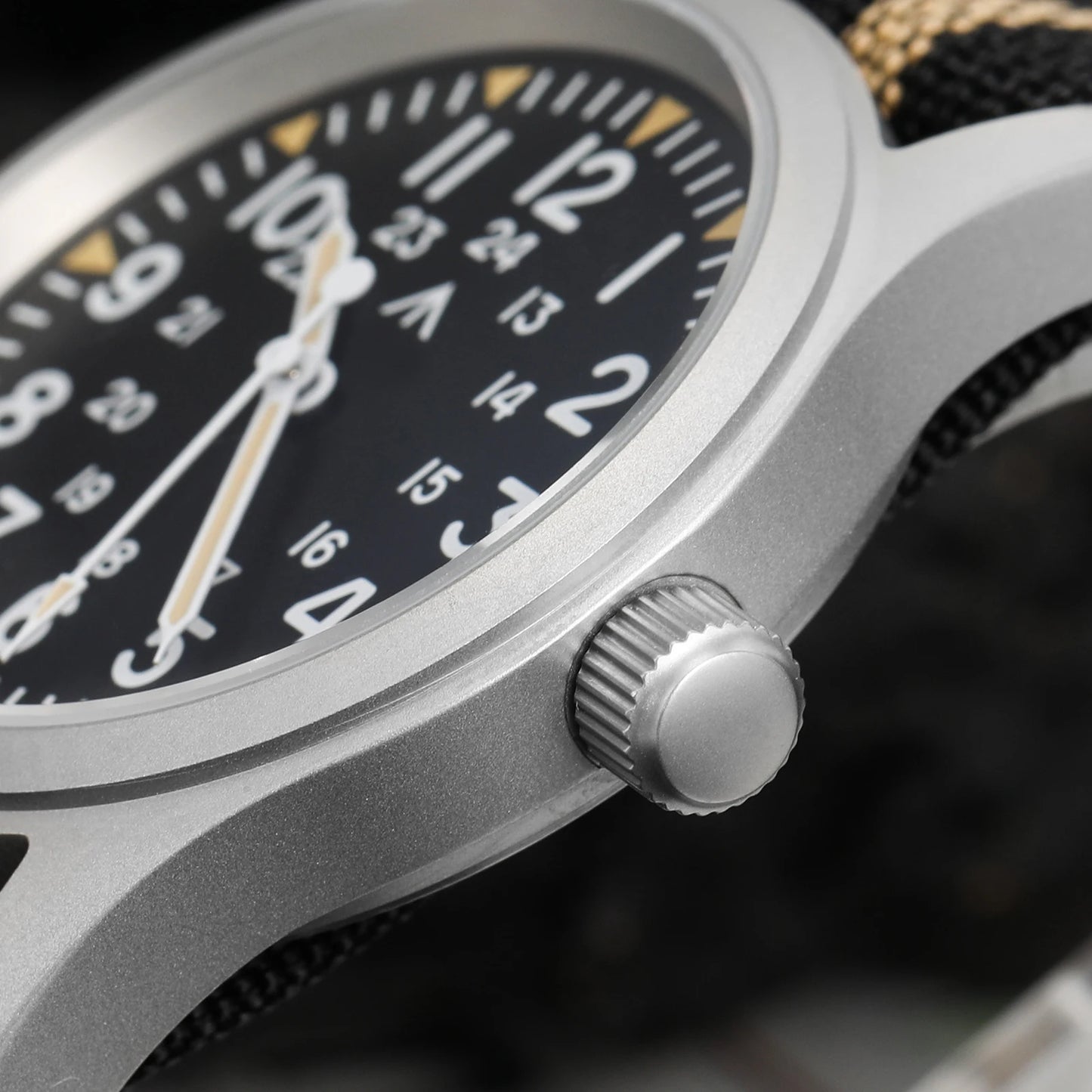 Militado ML05 38mm Military Field Watch - Sweep Quartz Movement Domed Sapphire Crystal 100M Waterproof Super Luminous Nylon Band Watch for Men